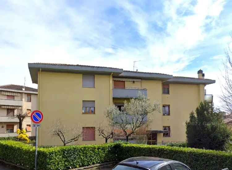 Appartamento in Via Giotto, Scarperia e San Piero, 6 locali, 103 m²