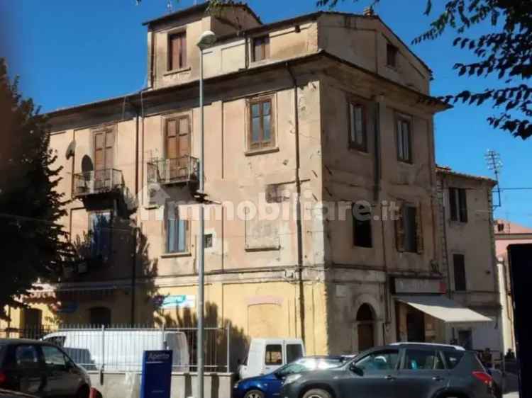 Quadrilocale piazza Fratelli Bandiera, Centro Storico, Cosenza