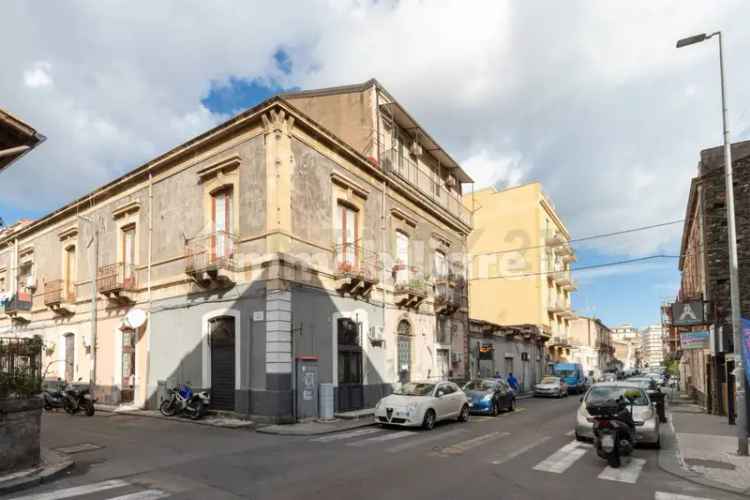 Bilocale via Principe Nicola 111, Guardia - Li Cuti, Catania