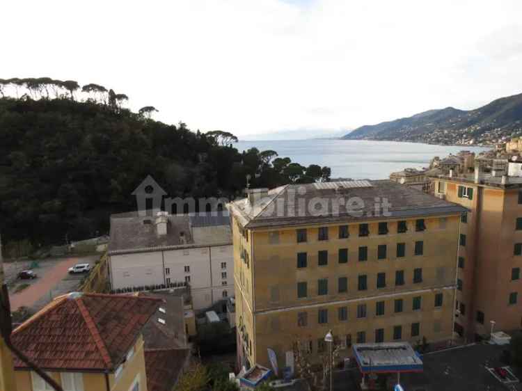 Quadrilocale via Pietro Risso 3a, Boschetto, Camogli