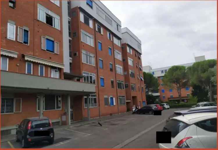 Appartamento in Viale Ariosto, Sesto Fiorentino, 8 locali, 119 m²