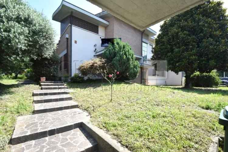 Villa in Via Saviabona 112, Vicenza, 9 locali, 2 bagni, garage, 311 m²