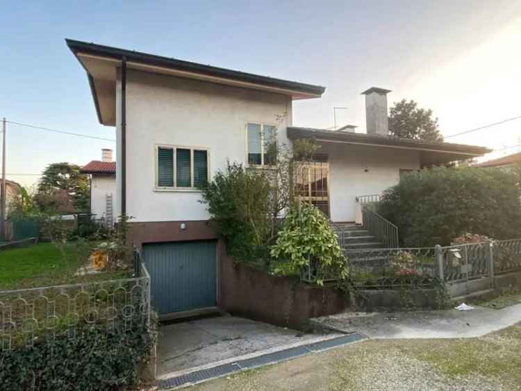 Villa unifamiliare via Saluzzo 11, Vat - Paderno, Udine