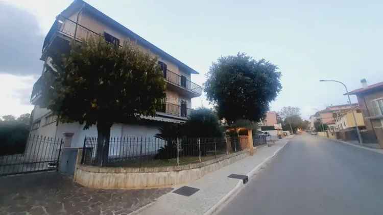 Appartamento in Via cecco d'ascoli, Castel di Lama, 5 locali, 1 bagno