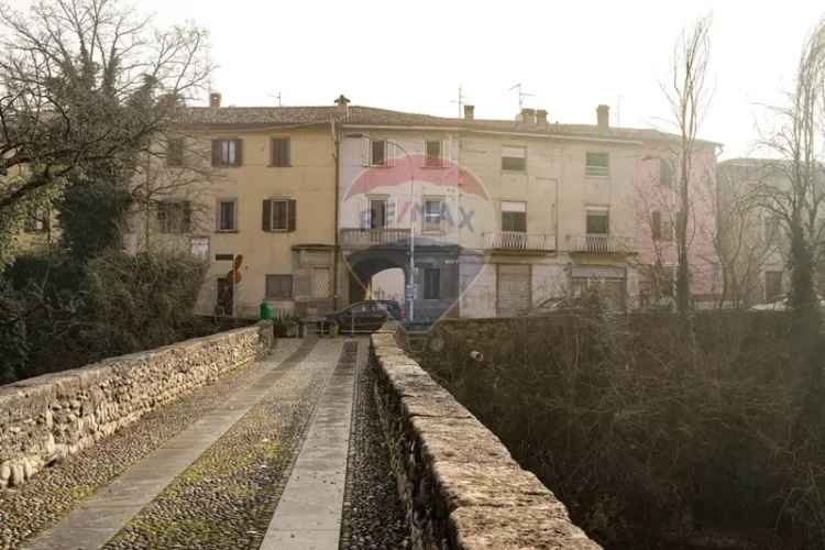 Appartamento via Gorizia 3, Centro, Brembate