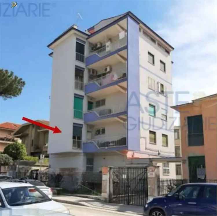 Appartamento all'asta via Gennaro Tescione 81100, 104, Caserta