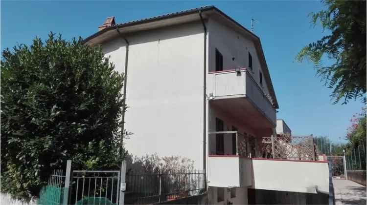 Appartamento in Via s.egidio 39b, Guardea, 10 locali, 200 m²