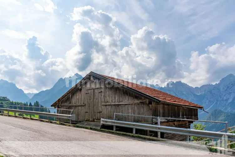 Casale via Costalta 57, Santo Stefano di Cadore