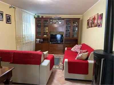 Affitto Villa 4 Locali 145 mq Trequanda