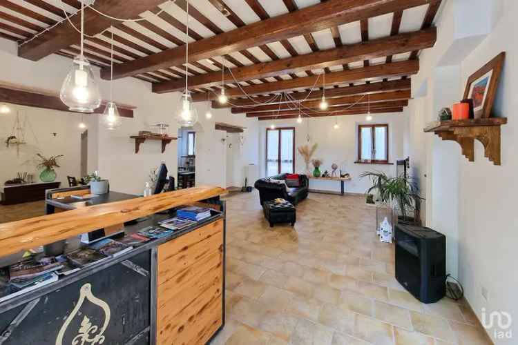 Vendita villa 15 locali di 520 m² in Recanati (62019) - 122731 - iad