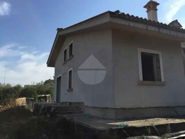 Villa in VIA ROMA, Nepi, 3 bagni, giardino privato, arredato, 190 m²