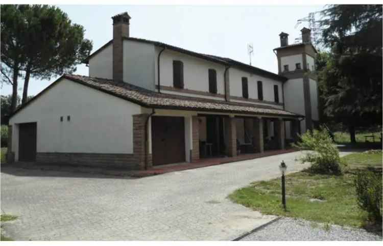 Villa in vendita a Forlì, rio molinaccio 4