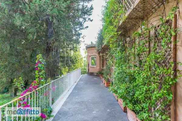 Villa In Affitto in Roma, Lazio