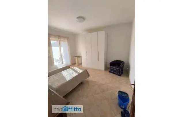 Affitto 3 camera appartamento di 100 m² in Rome