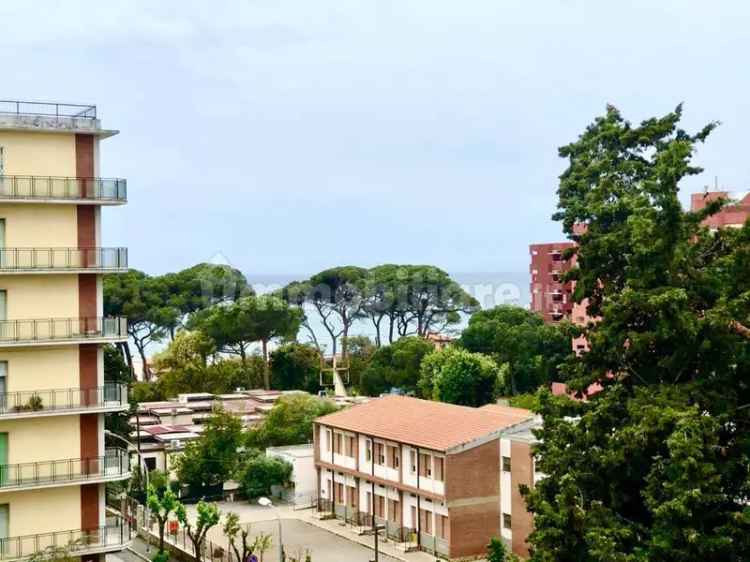 Appartamento via Litoranea 60, Zona Nuova, Pratoranieri, Follonica