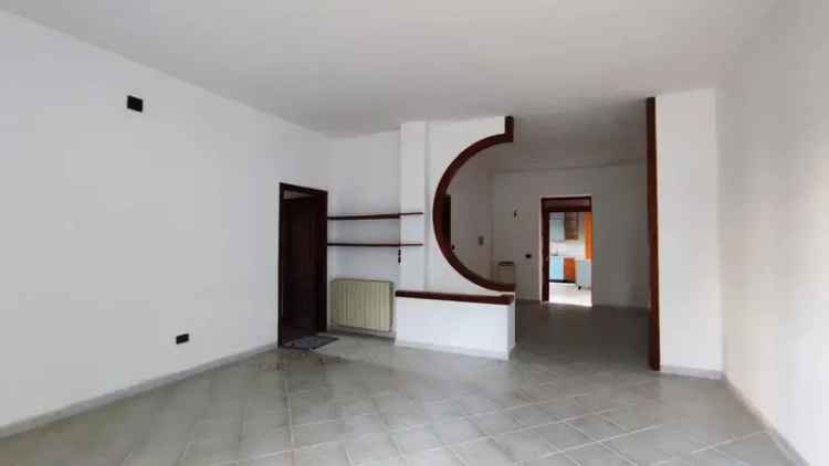 Villa in Via marco aurelio, Pozzuoli, 7 locali, 2 bagni, con box