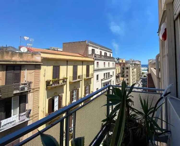 Appartamento in Via Mariano Stabile, Palermo, 5 locali, 1 bagno