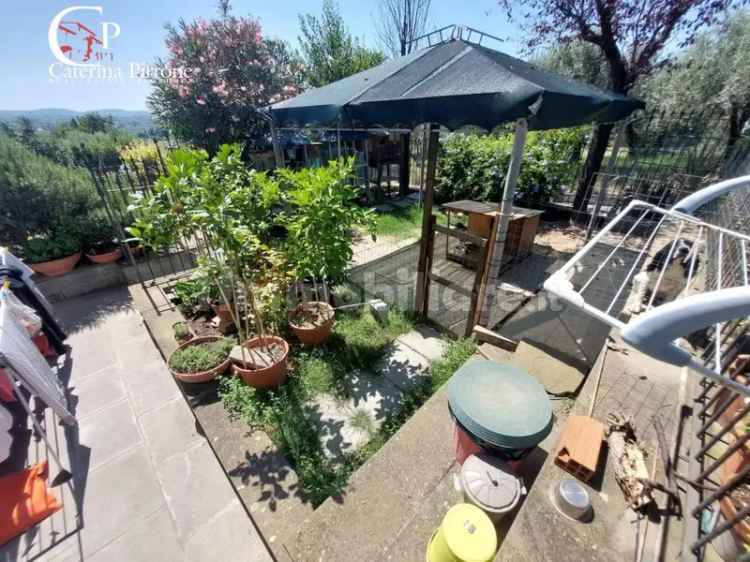 Appartamento in Via Italo Martinelli, Bagno a Ripoli, 6 locali, 180 m²