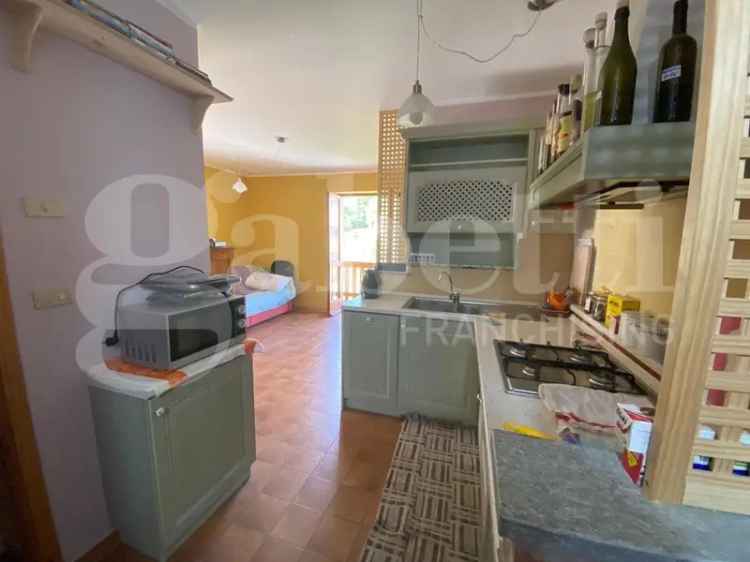 Appartamento in Via Mulini, Pragelato (TO)