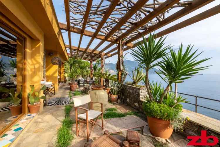 Villa in Corso Garibaldi, Recco, 17 locali, 5 bagni, giardino privato