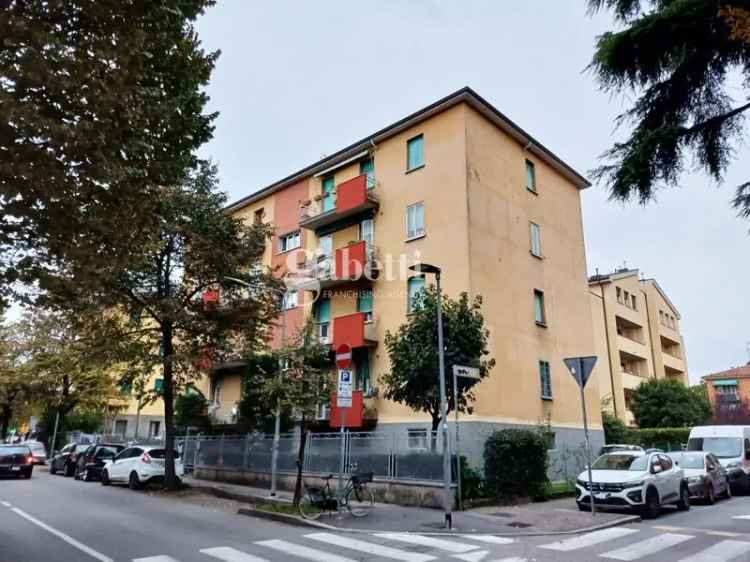 Quadrilocale via Edoardo Ferravilla, San Donato, Bologna