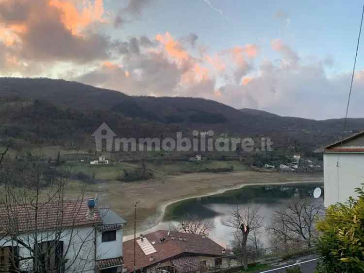 Bilocale via Colle della Madonna 73, Centro, Colle di Tora