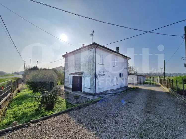 Casa Indipendente in Via Gallo, 37, Poggio Renatico (FE)