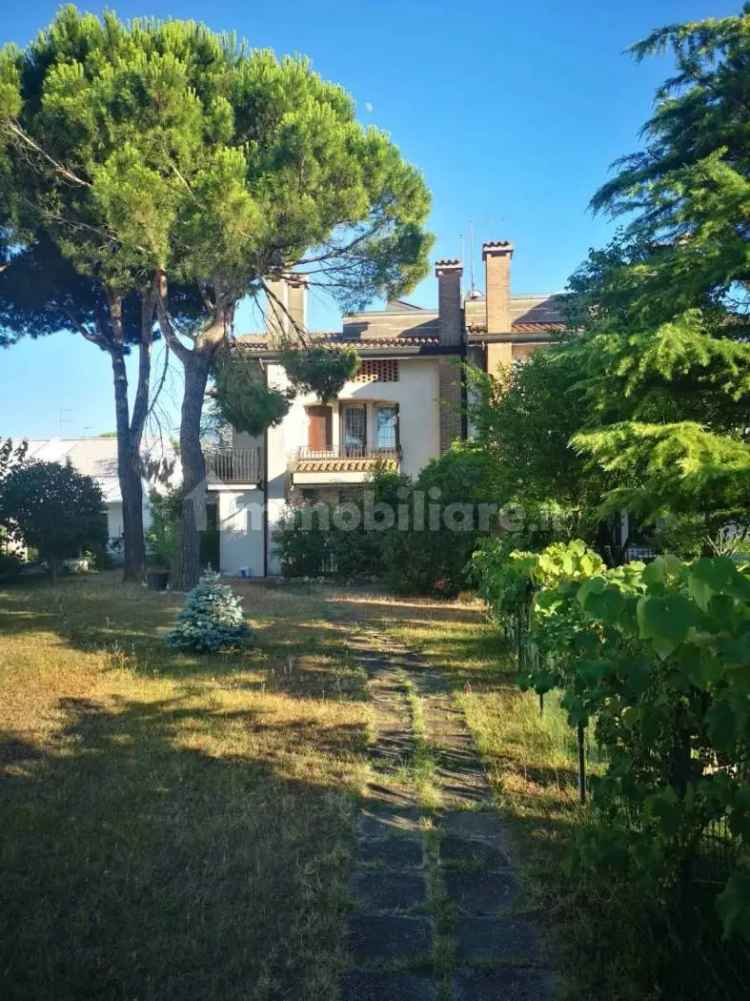 Villa unifamiliare via Aquileia vicolo 12, Lido Centro Ovest, Jesolo