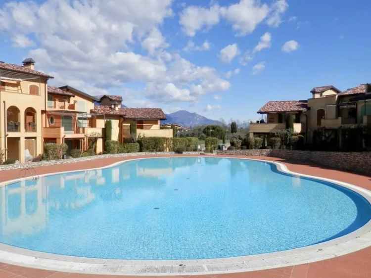 Villa a schiera in Porto Torchio, Manerba del Garda, 4 locali, 3 bagni