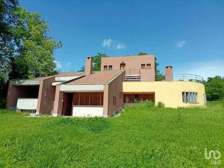 Vendita villa 1 locale di 300 m² in Pecetto di Valenza (15040) - 118815 - iad