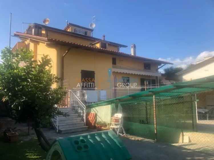 Villa a schiera in Via Puliche 308, Massa, 11 locali, 4 bagni, 210 m²