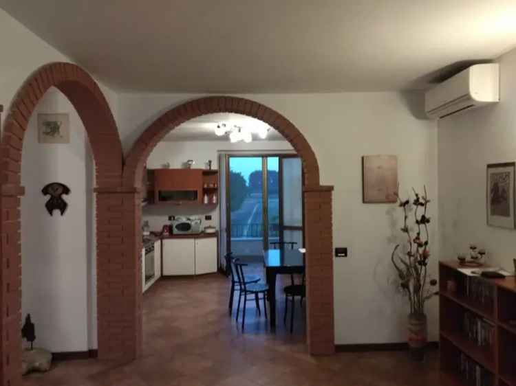 Villa singola in Vicolo Cà del Ferro 103, Martignana di Po, 6 locali