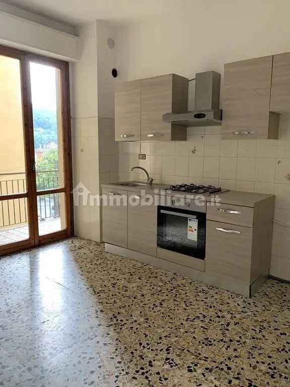 Appartamento viale Lunigiana, Centro, Aulla