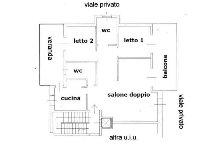 Quadrilocale in vendita a Napoli, Zona Arenella