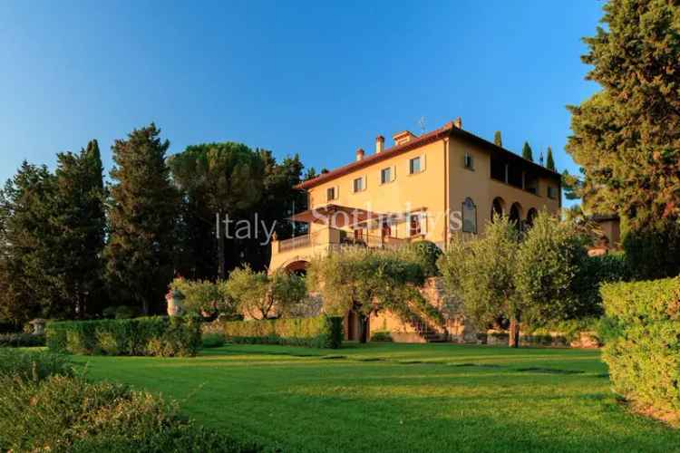 Maestosa villa storica con piscina e vigneto a San Casciano