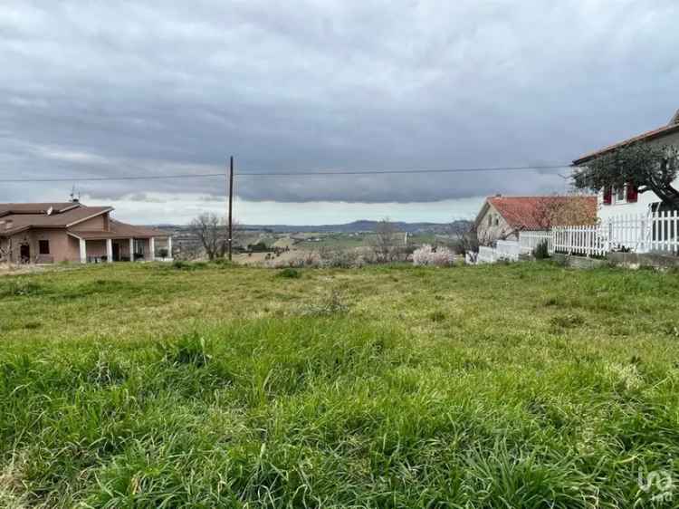 Vendita terreno di 1.740 m² in Recanati (62019) - 87434 - iad