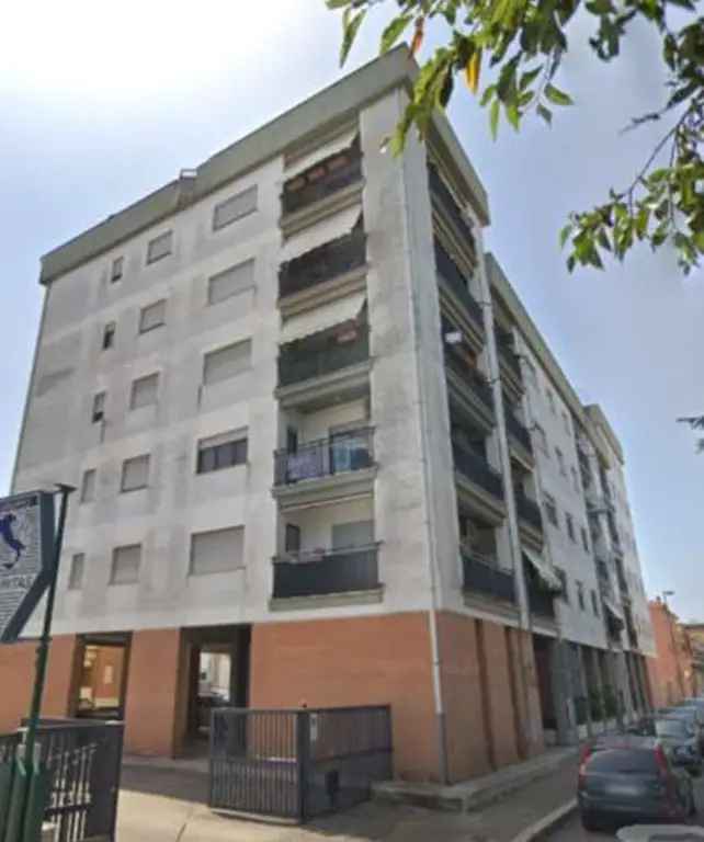 Appartamento in VIA DEL METANO 16, Latina, 5 locali, 127 m², 4° piano