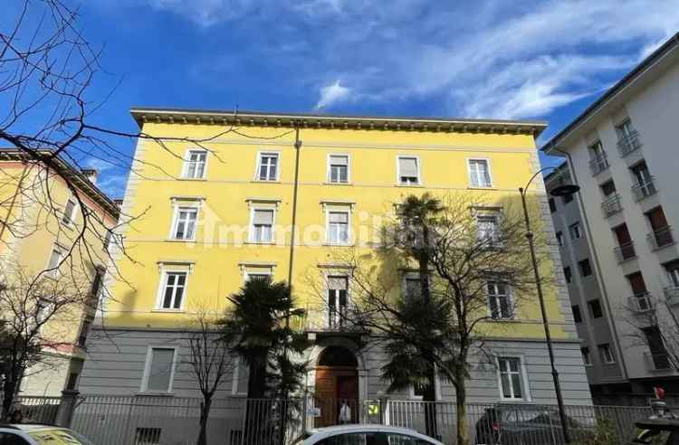 Appartamento via Giuseppe Grazioli, San Camillo - Lungofersina, Trento