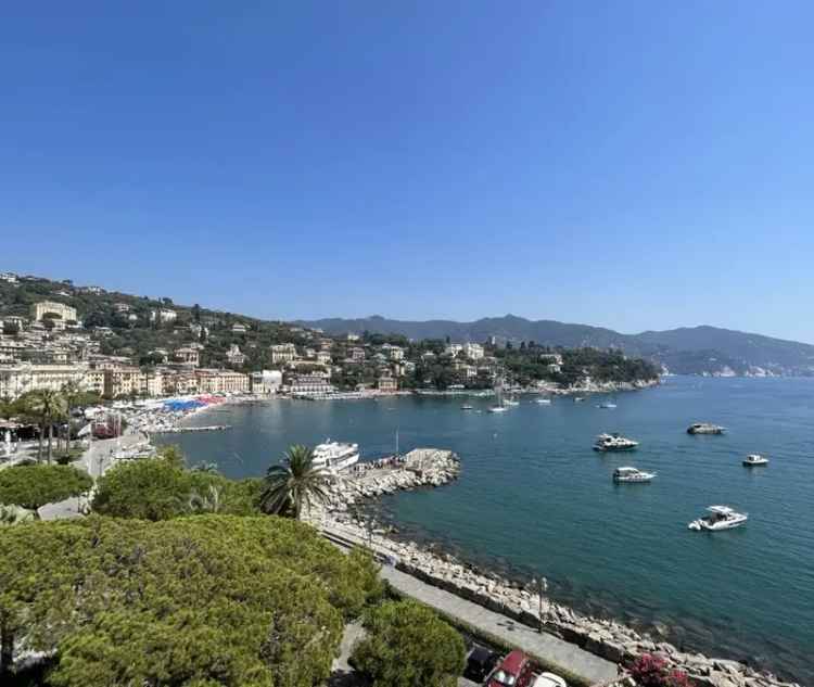 Villa singola in Via Costamezzana, Santa Margherita Ligure, 6 locali