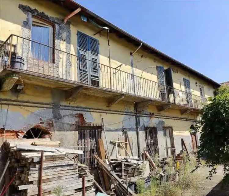 Villa in Via Giuseppe Verdi 91, Novi Ligure, 9 locali, 3 bagni, garage