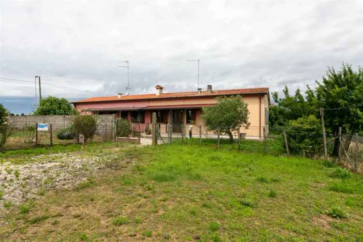 MILLEPERTICHE  - PORZIONE DI CASA SVILUPPATA  TUTTA AL P. TERRA