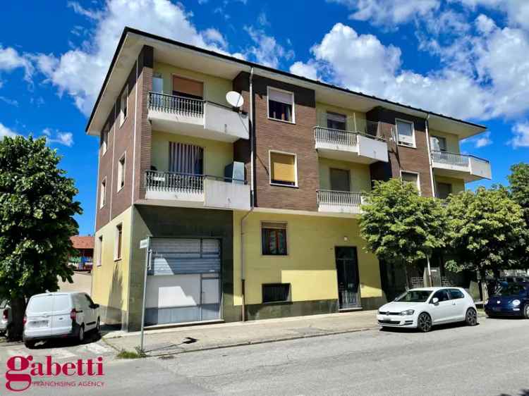 Appartamento in Viale Industria, Bra (CN)