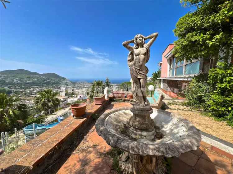 Villa plurifamiliare via Nuova Campagnano 3, Centro, Ischia