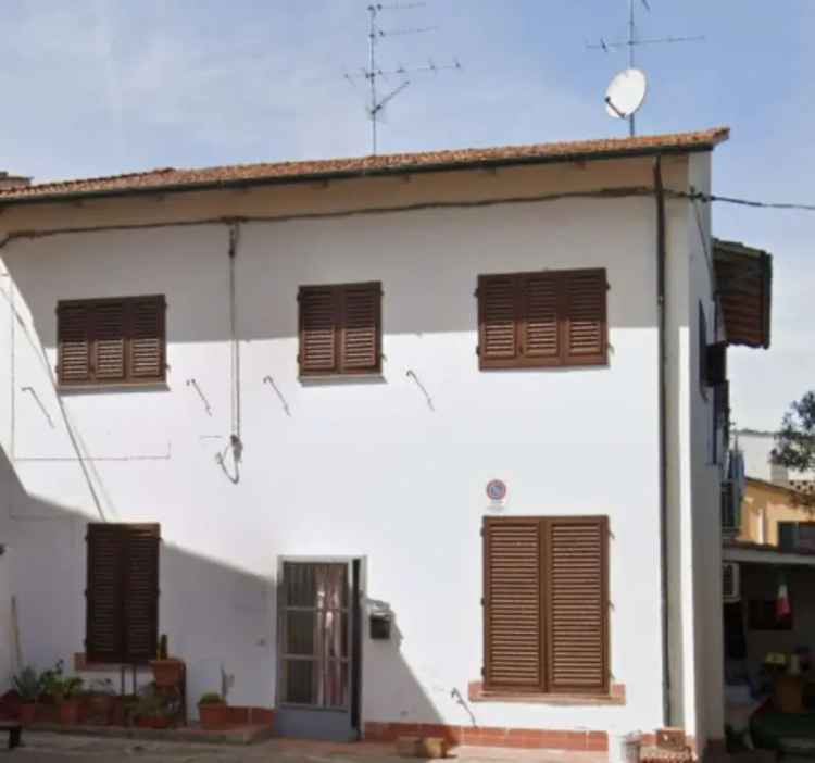 Appartamento in Via Beata Giovanna, Signa, 6 locali, 99 m² in vendita