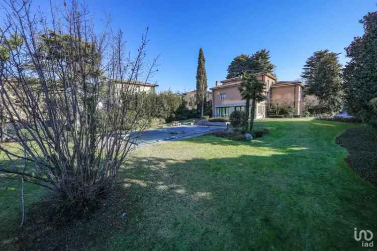 Vendita villa 15 locali di 477 m² in Castiglione delle Stiviere (46043) - 111654 - iad