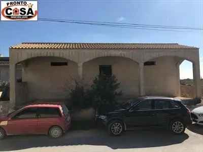 Casa singola 140 mq Marsala Ventrischi 3 locali