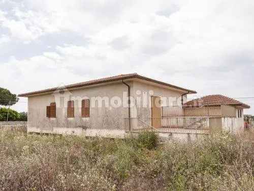 Villa unifamiliare via Michelica Musebbi Calicantone, Modica Bassa, Modica