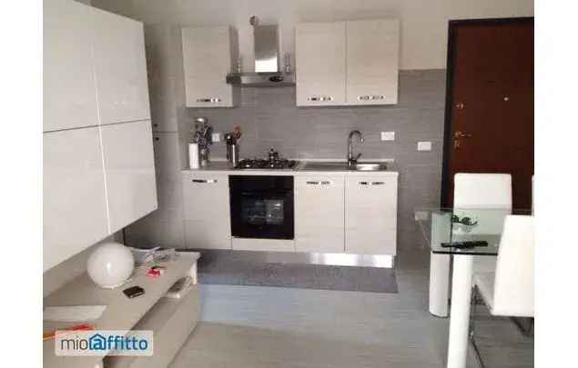 Affitto 2 camera appartamento di 46 m² in Rome