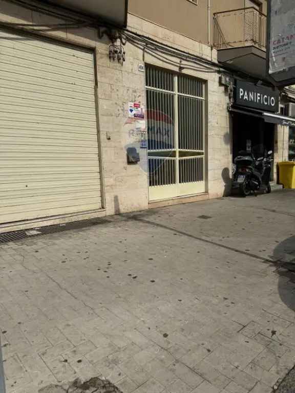 Appartamento in VIALE MARIO RAPISARDI, Catania, 6 locali, 2 bagni