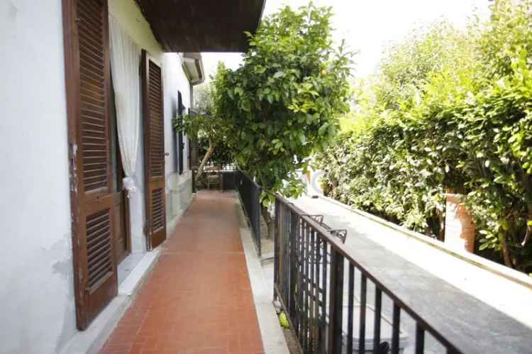 Appartamento in Via gian matteo, Carrara, 5 locali, 1 bagno, 110 m²